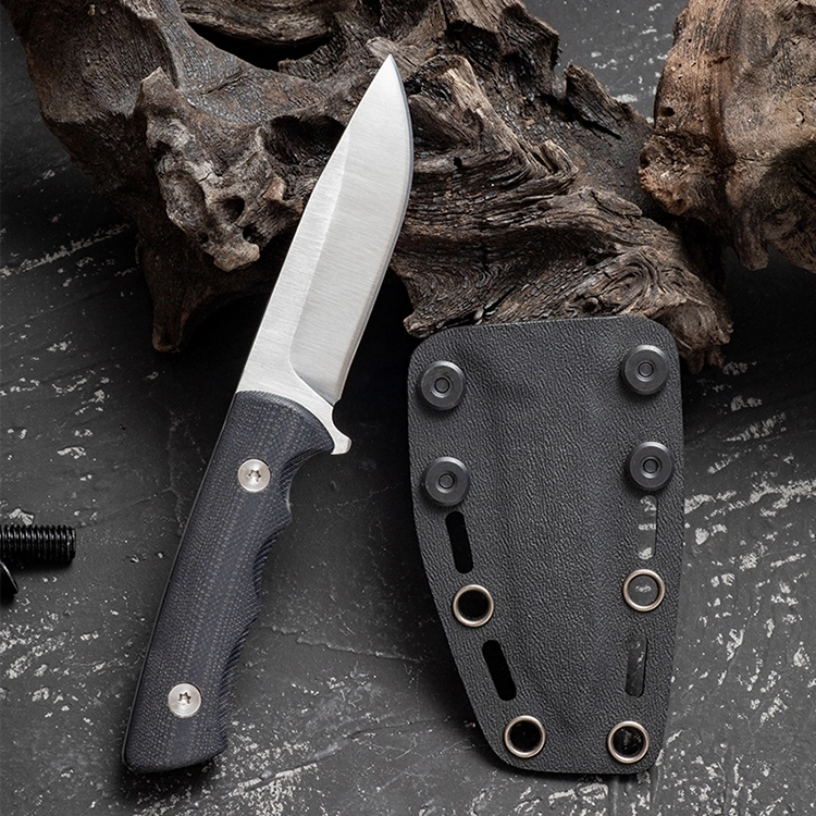 Fixed Blades21